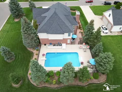 975 Tottenham, Monroe, MI 48161 photo 47