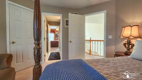975 Tottenham, Monroe, MI 48161 photo 36