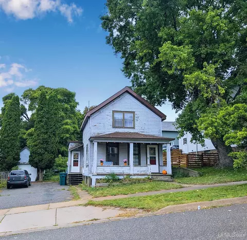 121 N Fifth, Marquette, MI 49855