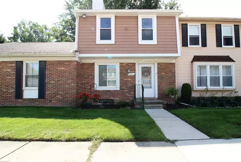 37310 Glenbrook, Clinton Township, MI 48036