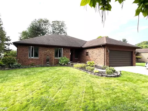 31684 Twin Oaks, Chesterfield, MI 48047