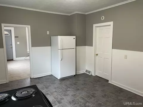 150 W Superior, Ishpeming, MI 49849 photo 35