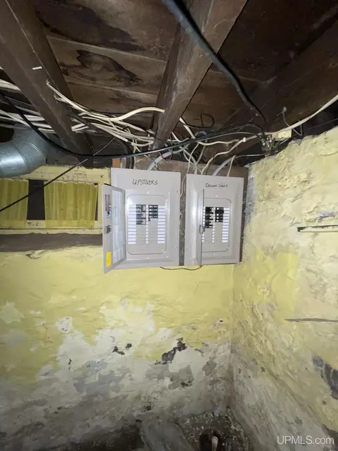 150 W Superior, Ishpeming, MI 49849 photo 44