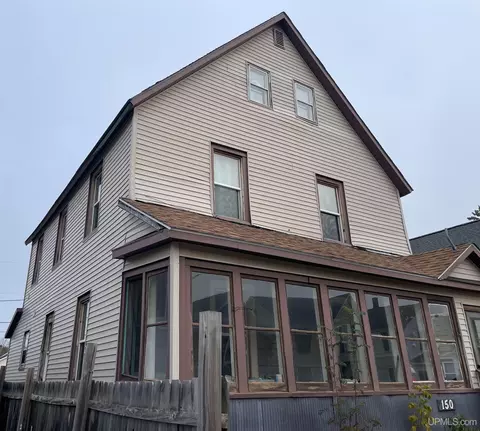 150 W Superior, Ishpeming, MI 49849 photo 3