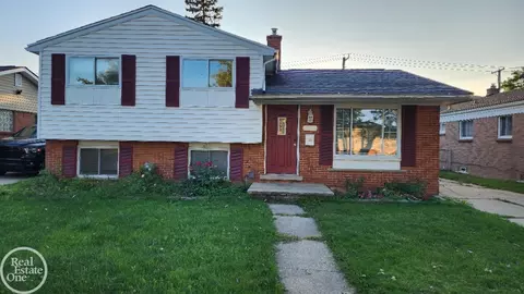 31505 Saint Margaret, Saint Clair Shores, MI 48082