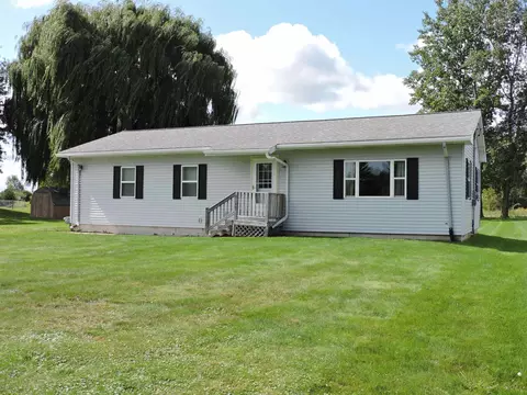 4105 N Mackinaw, Pinconning, MI 48650