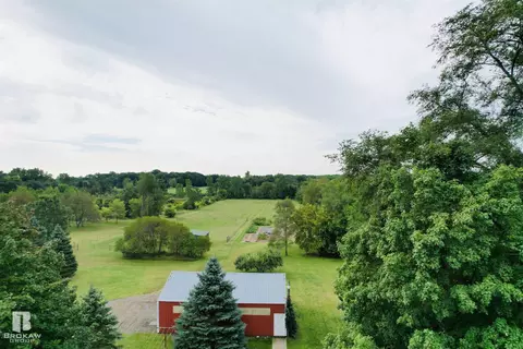 8336 E Coldwater, Davison, MI 48423 photo 62