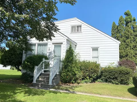 417 39th St, Bay City, MI 48708
