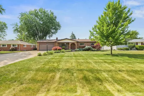 4353 Tiffton, Saginaw, MI 48603