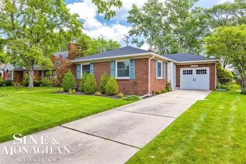19776 E Ida, Grosse Pointe Woods, MI 48236