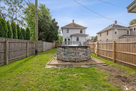 315 E Noble, Monroe, MI 48162 photo 38
