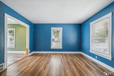 315 E Noble, Monroe, MI 48162 photo 9