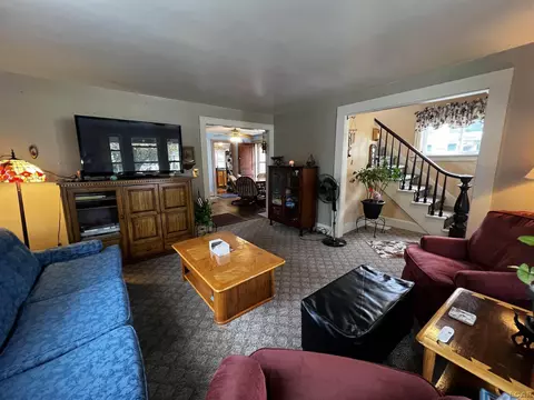524 E Maumee, Adrian, MI 49221 photo 5