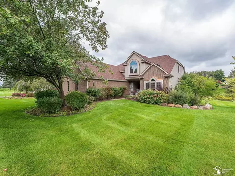 7707 S Kilkenny, Brighton, MI 48116