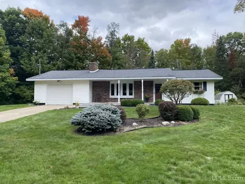w7588 Knutson Road, Niagara, WI 54151