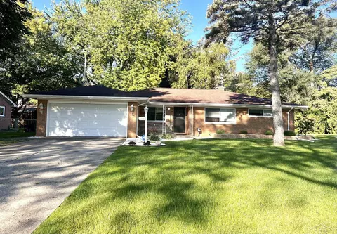 1201 Passolt, Saginaw, MI 48638