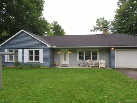 95 North Shr, Ishpeming, MI 49849 photo 5
