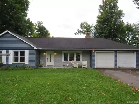95 North Shr, Ishpeming, MI 49849 photo 6