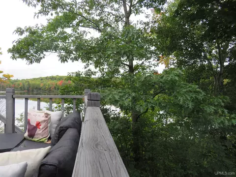 95 North Shr, Ishpeming, MI 49849 photo 10