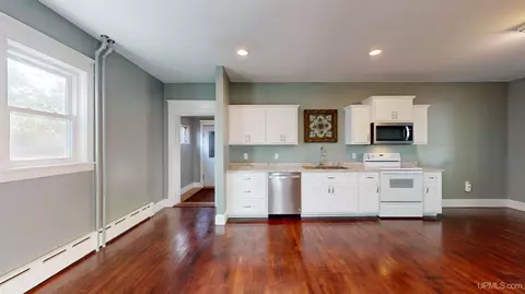 302 Empire, Ishpeming, MI 49849 photo 14