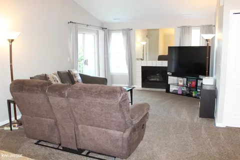 46206 Baldwin, Macomb, MI 48044 photo 4