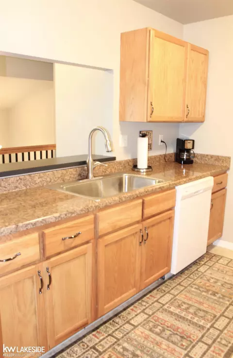 46206 Baldwin, Macomb, MI 48044 photo 12