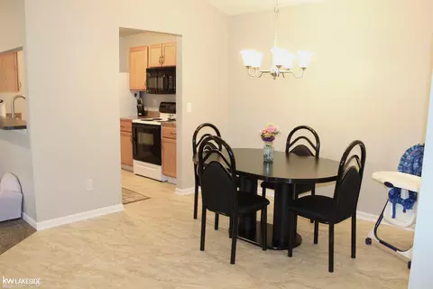 46206 Baldwin, Macomb, MI 48044 photo 9