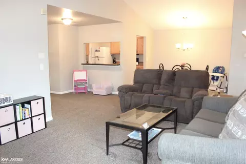 46206 Baldwin, Macomb, MI 48044 photo 3