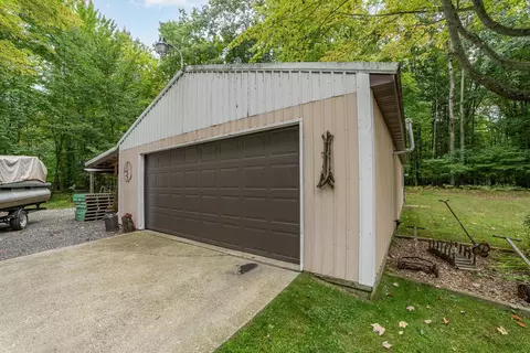 3042 N Henderson Lk E, Lupton, MI 48635 photo 24