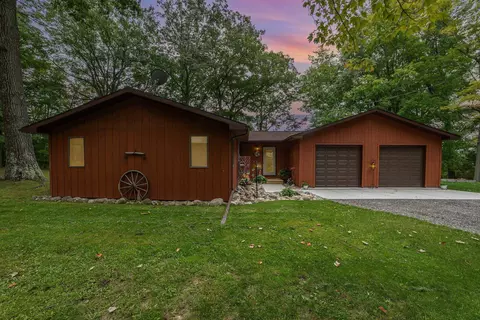3042 N Henderson Lk E, Lupton, MI 48635 photo 2