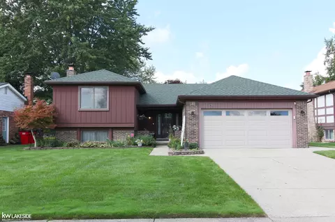 47793 Lexington, Macomb, MI 48044