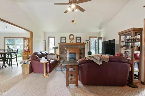 46946 Foxtail, Macomb, MI 48044 photo 12