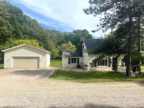 2889 Dearborn, Flint, MI 48507