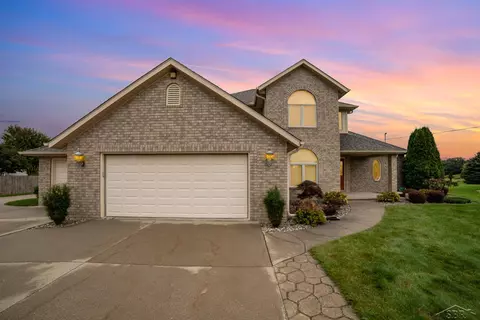 7572 Geddes, Saginaw, MI 48609