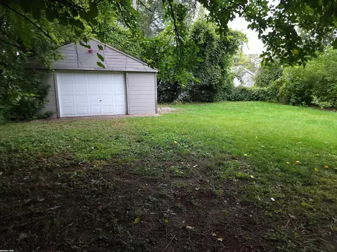 8101 Meadow, Warren, MI 48089 photo 15