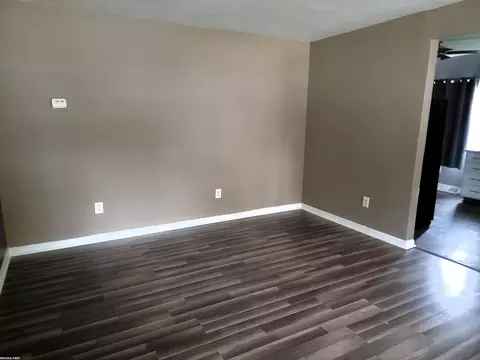 8101 Meadow, Warren, MI 48089 photo 2