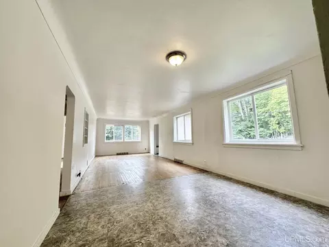 1738 Central, Vulcan, MI 49892 photo 3