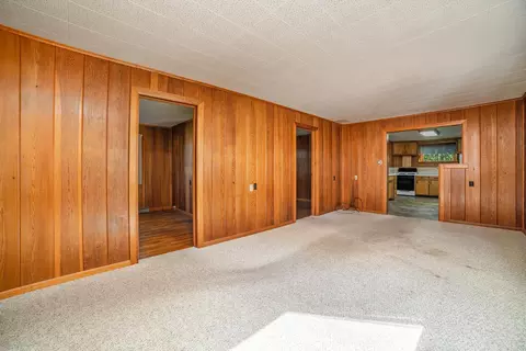 1583 S Huron, Kawkawlin, MI 48631 photo 17
