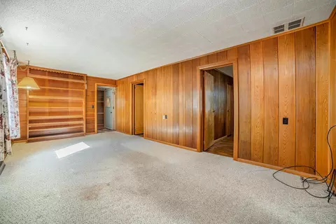 1583 S Huron, Kawkawlin, MI 48631 photo 18