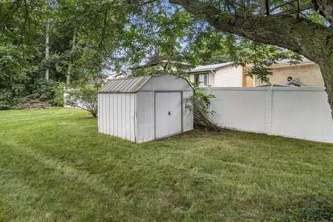 1425 Eldorado, Flint, MI 48504 photo 24
