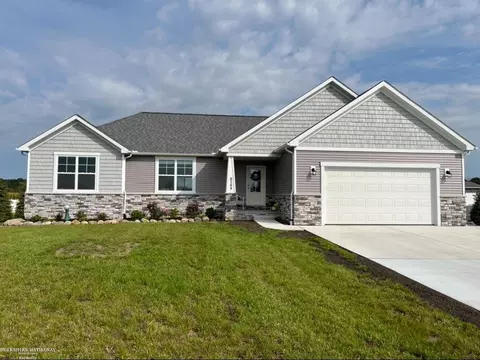 8309 Almont, Almont, MI 48003
