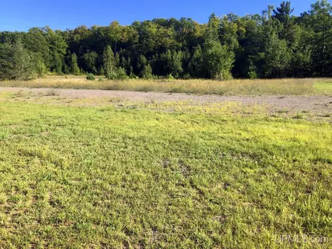 360 E Us41m28, Negaunee, MI 49866 photo 21
