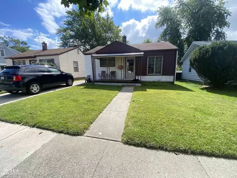5030 Toepfer, Warren, MI 48091
