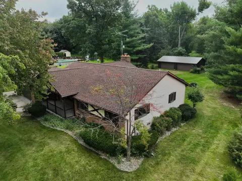 8505 Wesley, Flushing, MI 48433 photo 4