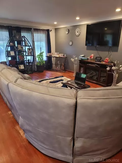 16455 Stricker, Eastpointe, MI 48021 photo 7