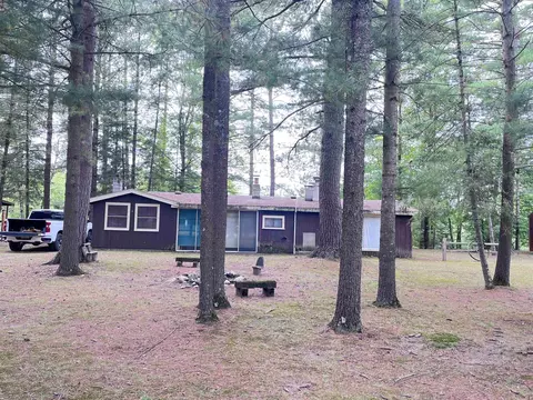 9705 Doe, Harrison, MI 48625