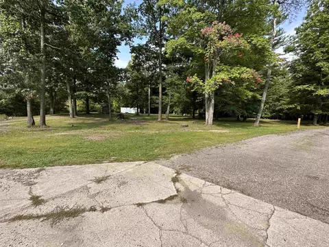3048 E Lang, Beaverton, MI 48612 photo 5