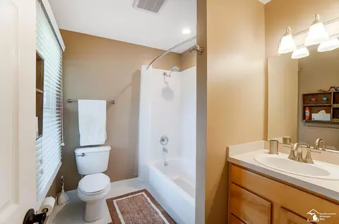 977 Tottenham, Monroe, MI 48161 photo 22
