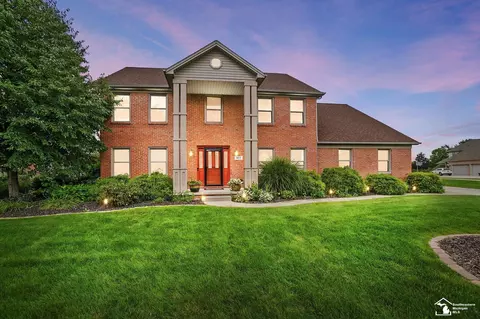 977 Tottenham, Monroe, MI 48161