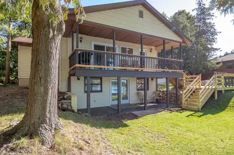 5189 Winsor, Gladwin, MI 48624 photo 2